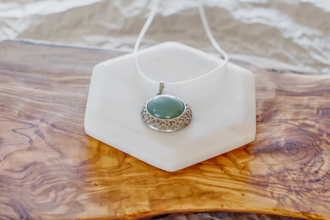 JADE PENDENT image 0