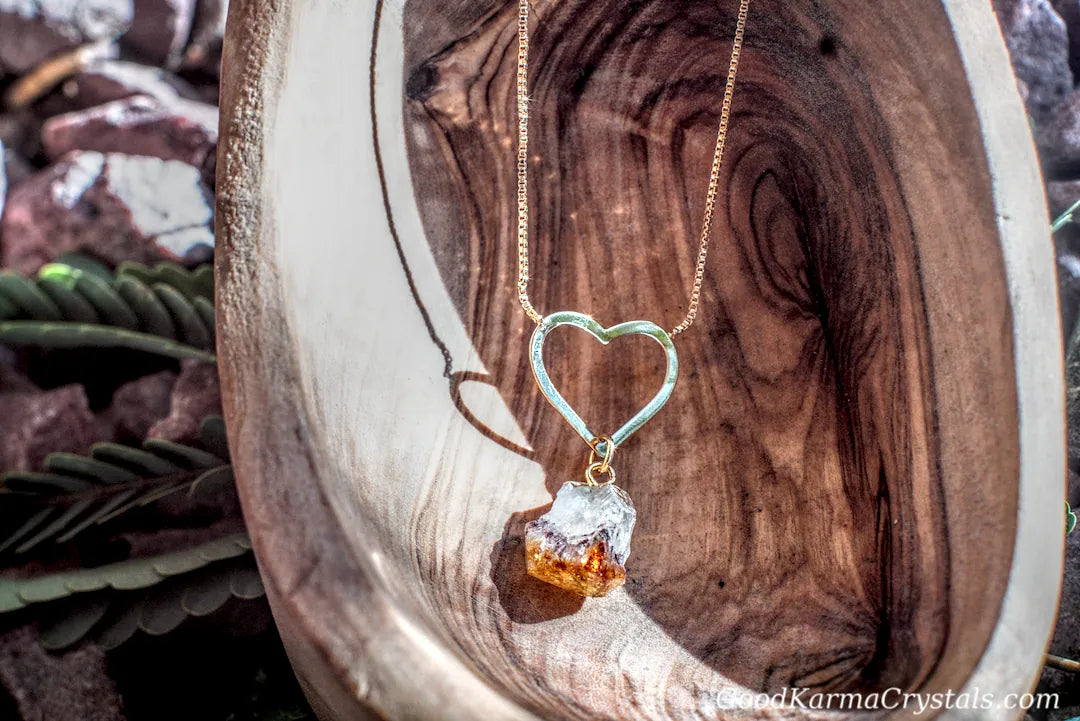 RAW CITRINE HEART image 0
