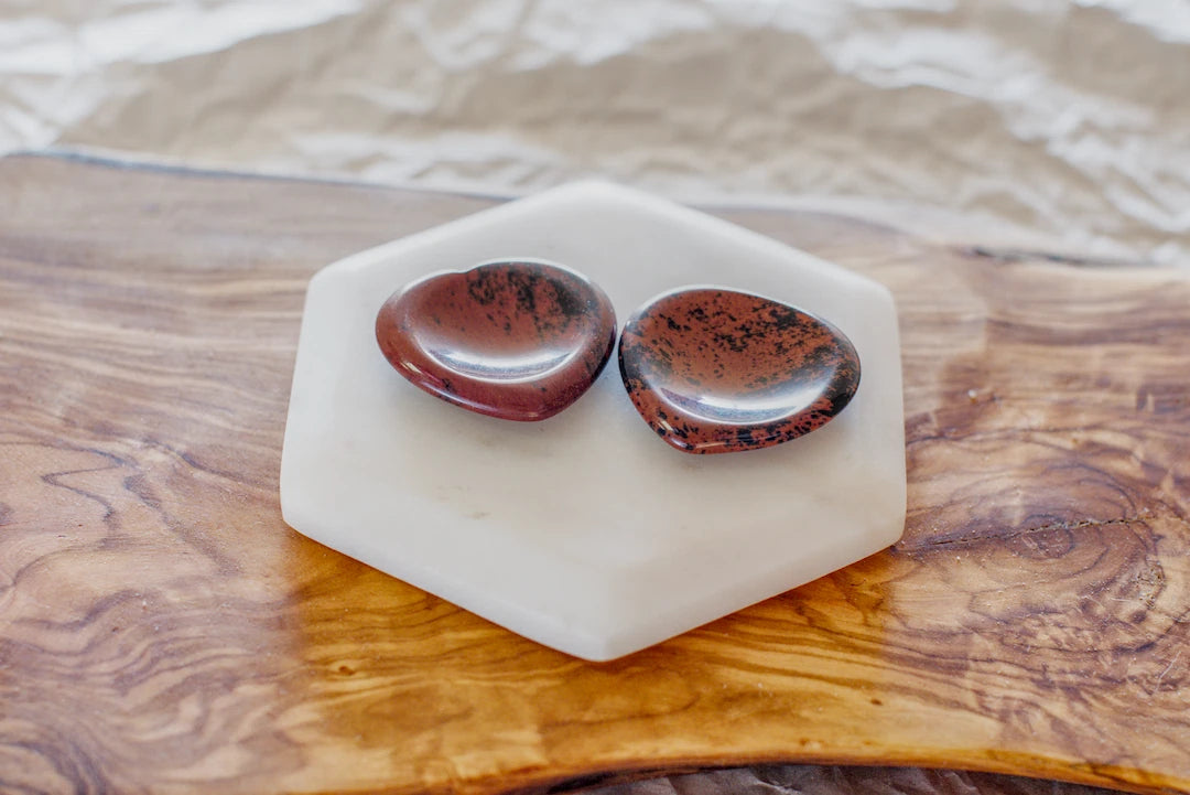 MAHOGANY W/S HEART image 0