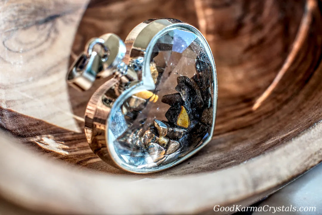 Tiger's Eye -Heart Chip Pendant