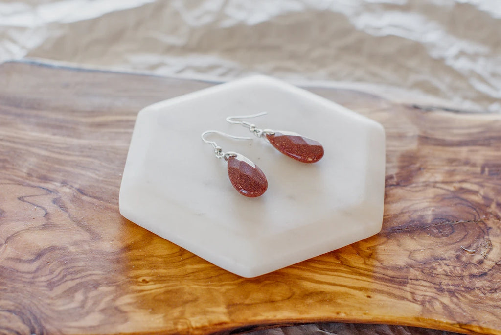 GOLD SANDSTONE FACETED EARRINGS image 0