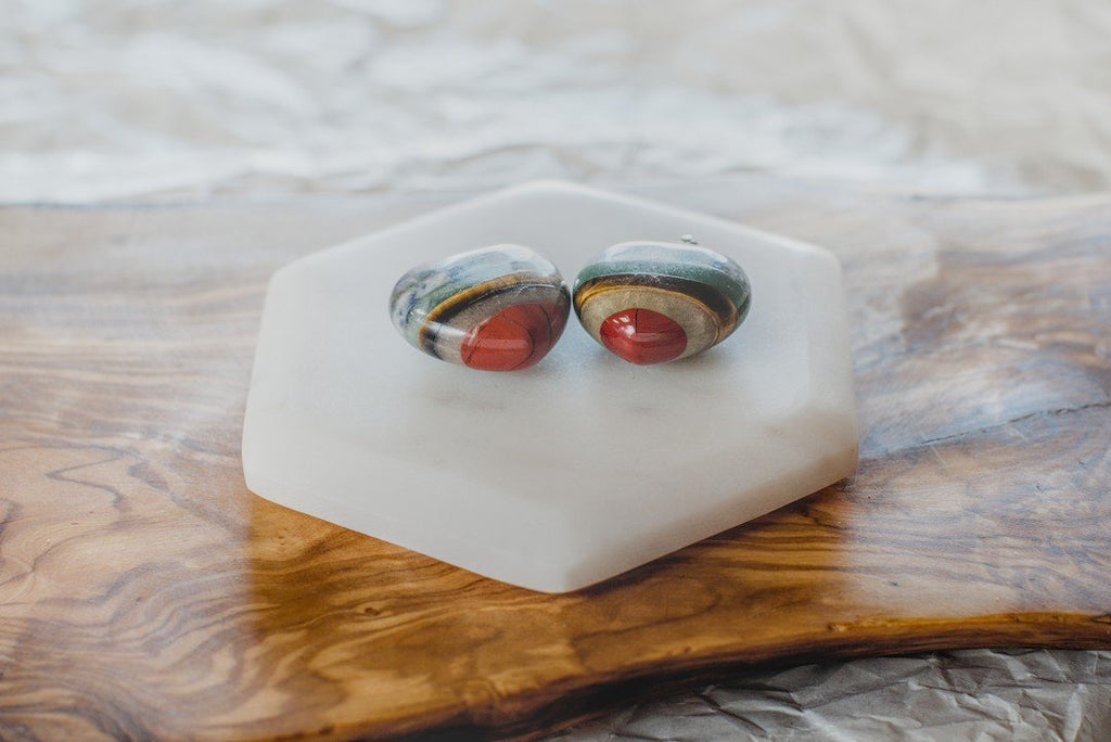 CHAKRA HEART PENDENT image 0