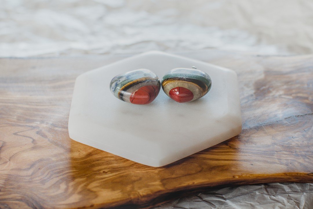 CHAKRA HEART PENDENT image 0