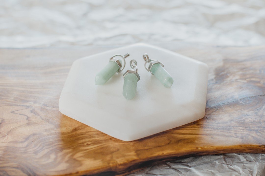 GREEN AVENTURINE PENDENT image 0