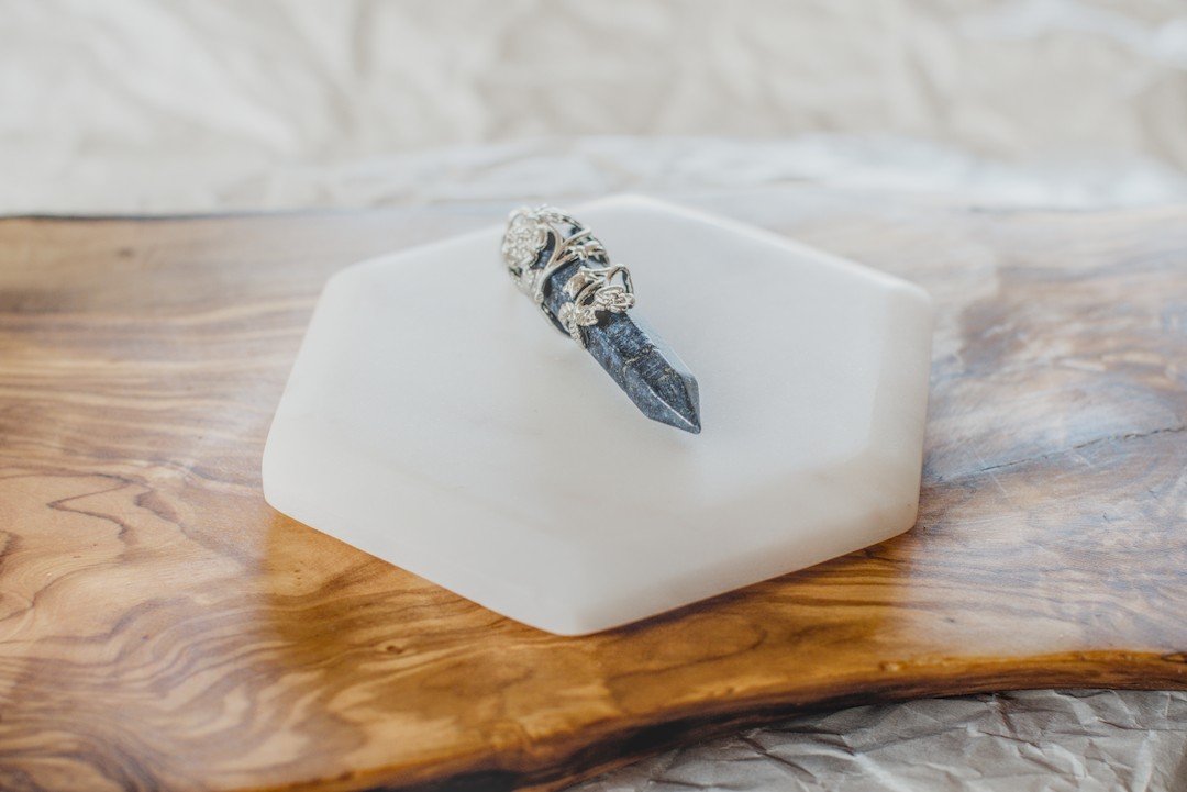 Snowflake Obsidian Pendent