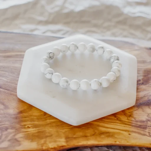 HOWLITE 8mm HAND BRACELET