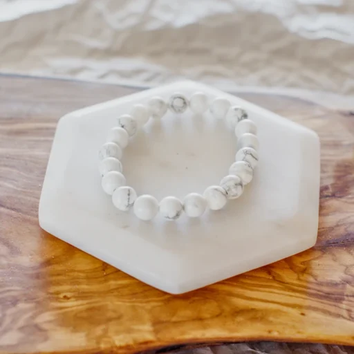 HOWLITE 8mm HAND BRACELET