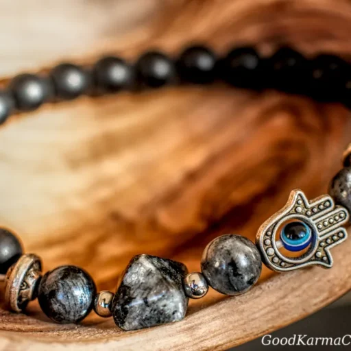 BLACK SPECTROLITE HAND BRACELET