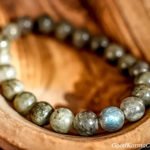 8mm LABRADORITE BRACELET